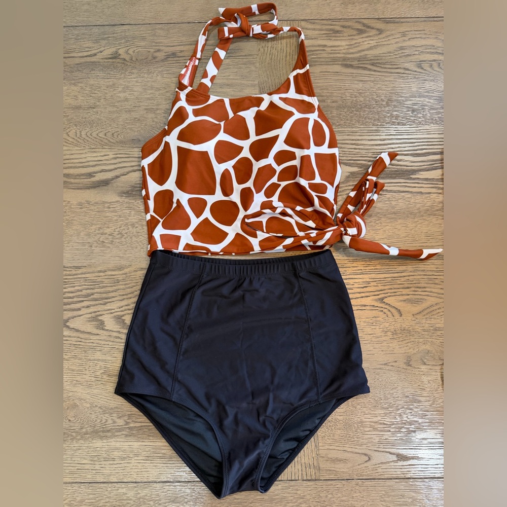 Coral Reef- 2pc Giraffe-Print & Black High-Waist Tankini Bikini — Women NWOT